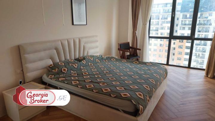 nearly repaired 3-room apartment for sale